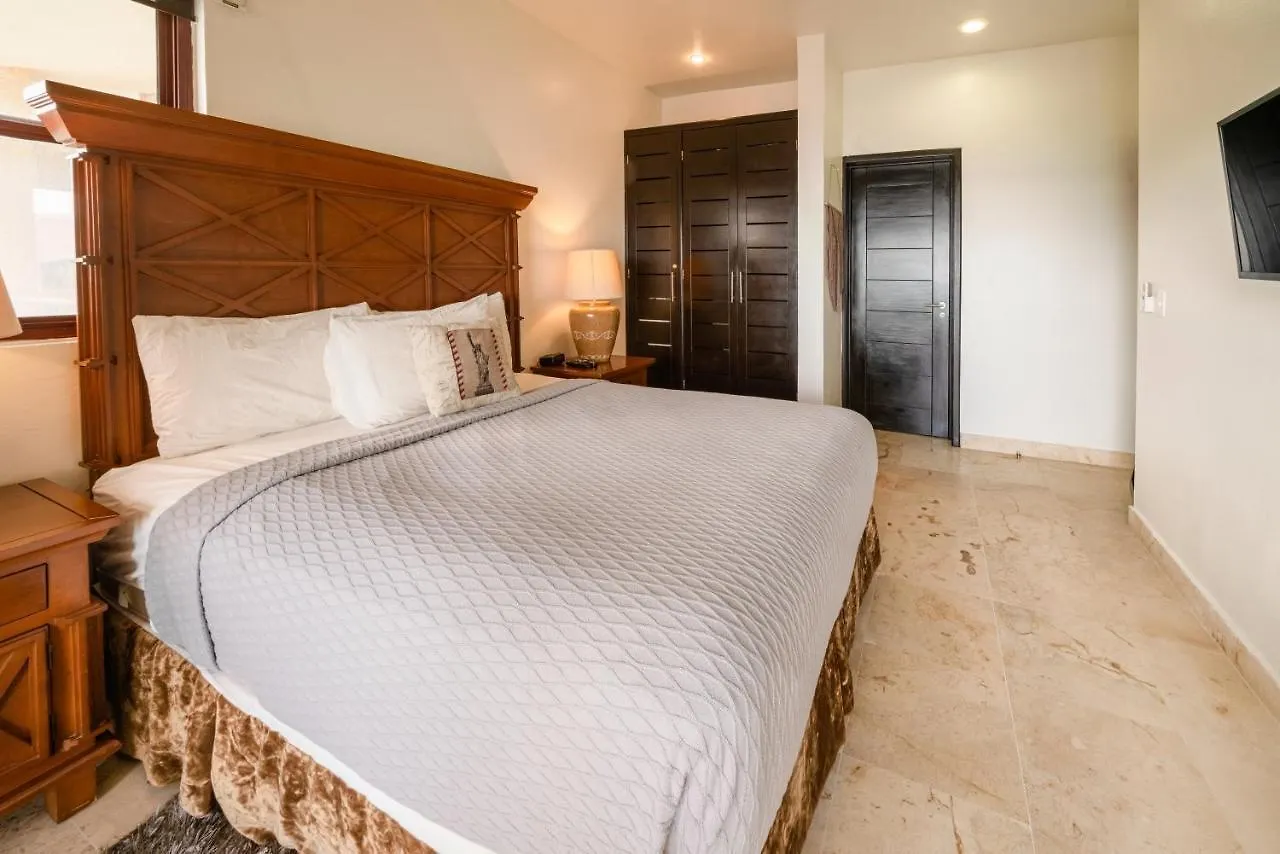 Condo Surf 405 - Luxury Oceanview Beachfront 3 Bedroom With Gym - At El Faro Condos Playa del Carmen Holiday home
