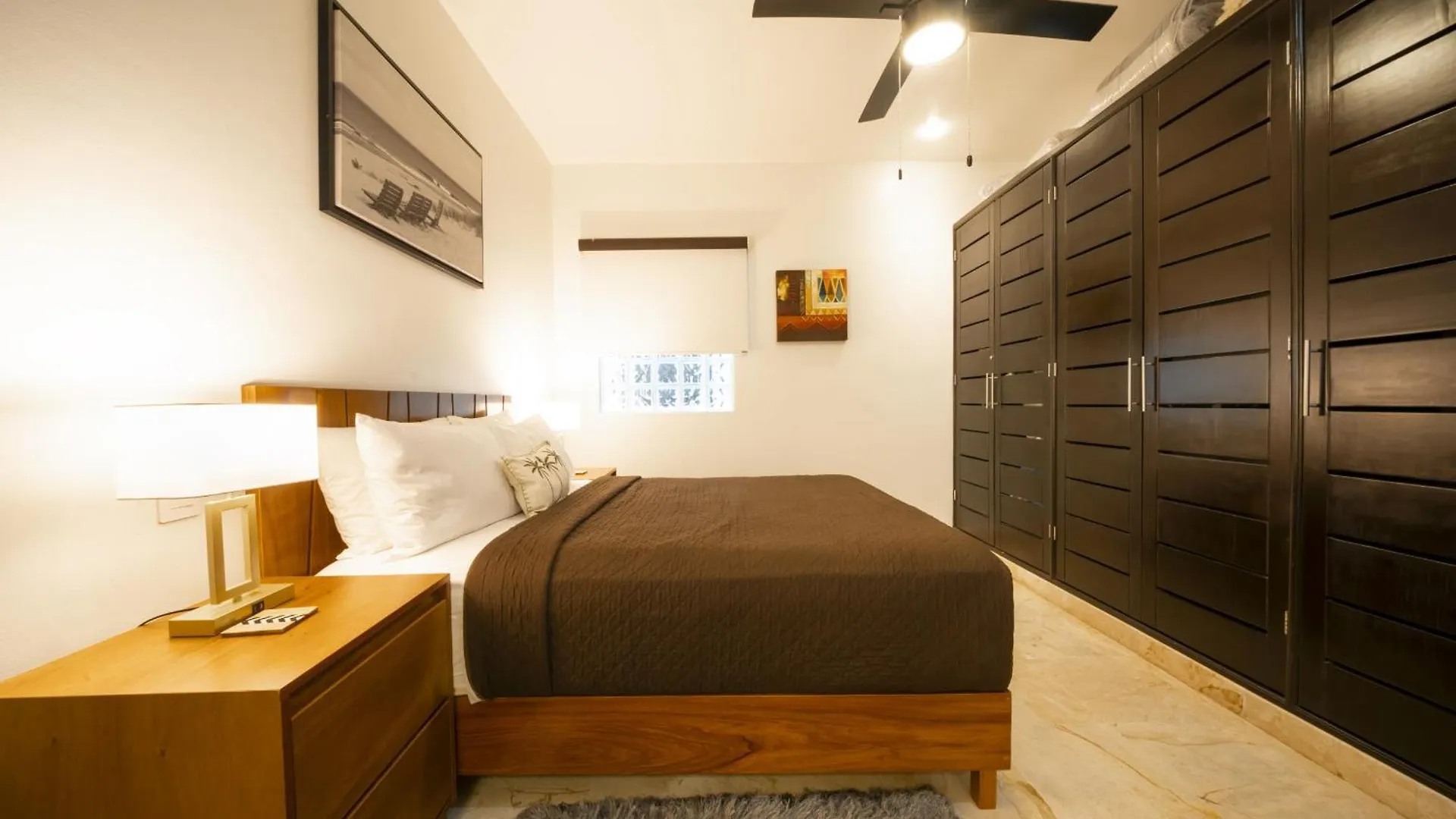 Condo Surf 405 - Luxury Oceanview Beachfront 3 Bedroom With Gym - At El Faro Condos Playa del Carmen Mexiko