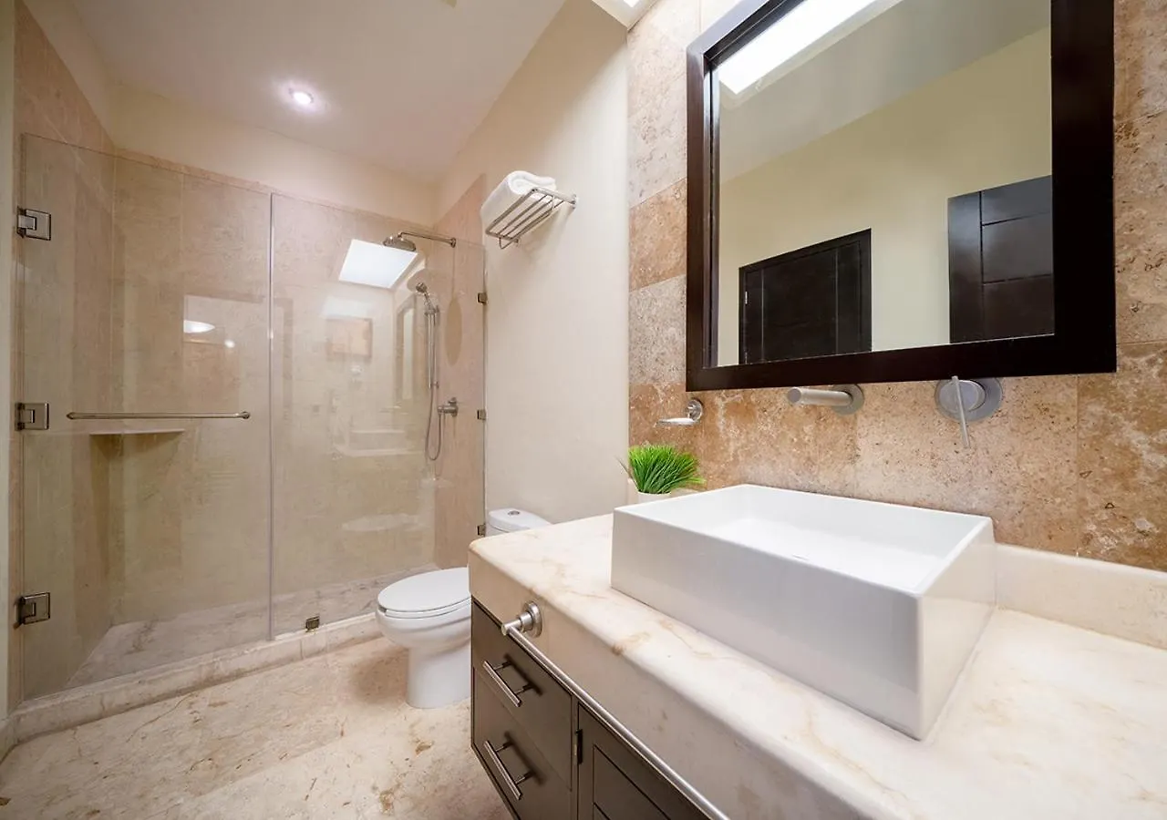 Holiday home Condo Surf 405 - Luxury Oceanview Beachfront 3 Bedroom With Gym - At El Faro Condos Playa del Carmen