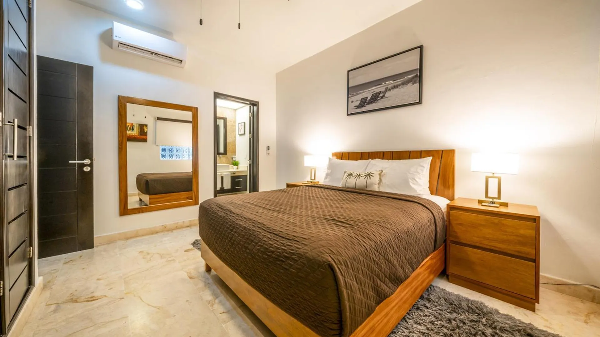 Condo Surf 405 - Luxury Oceanview Beachfront 3 Bedroom With Gym - At El Faro Condos Playa del Carmen Holiday home